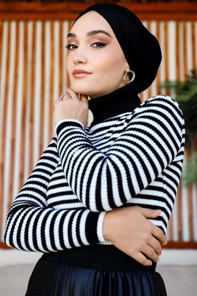 BNG Women Striped Knit Bodysuit Black - Clermont