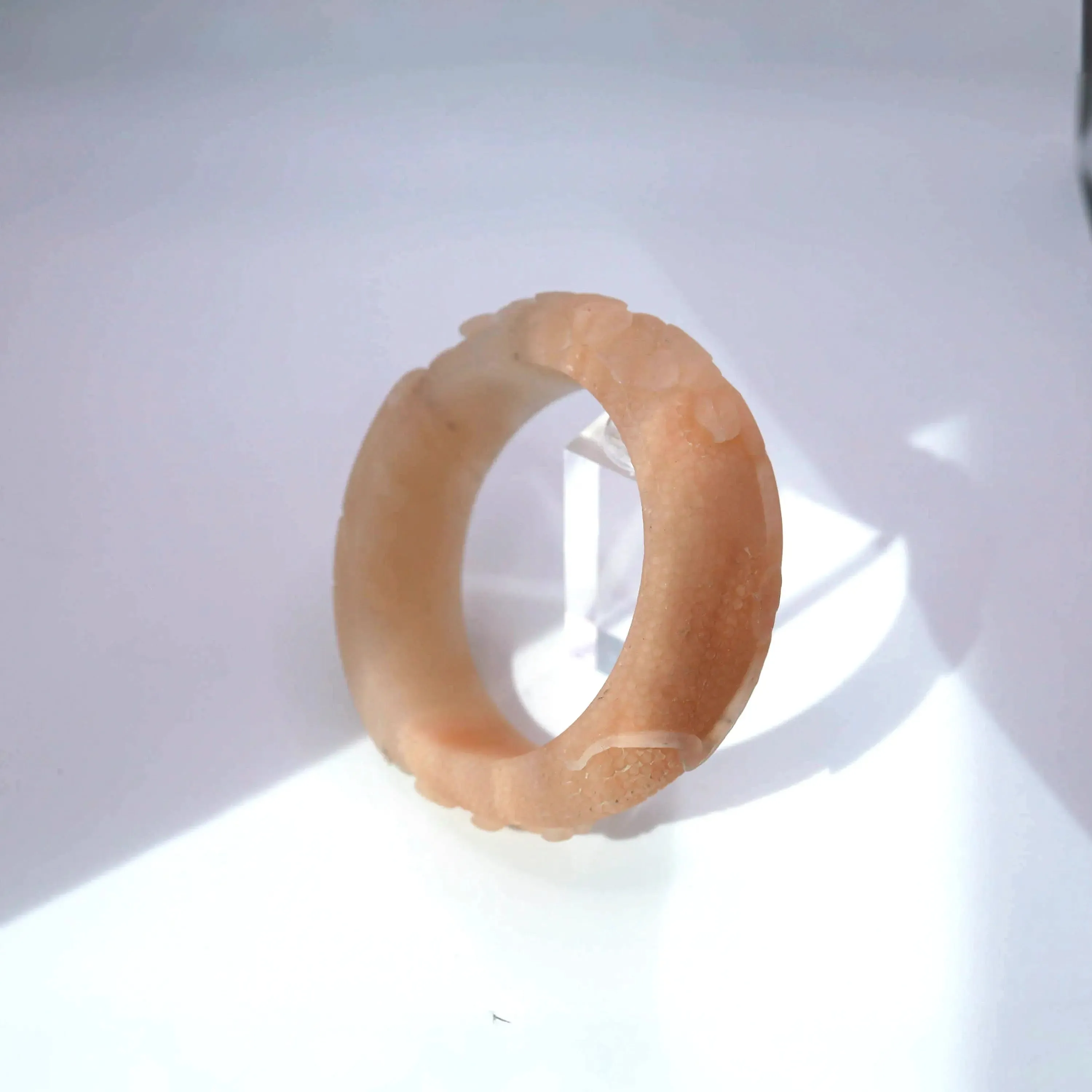 Lotus Leaf Jewelry – Hand-Carved Mongolian Jade Bangle in Peach Blush