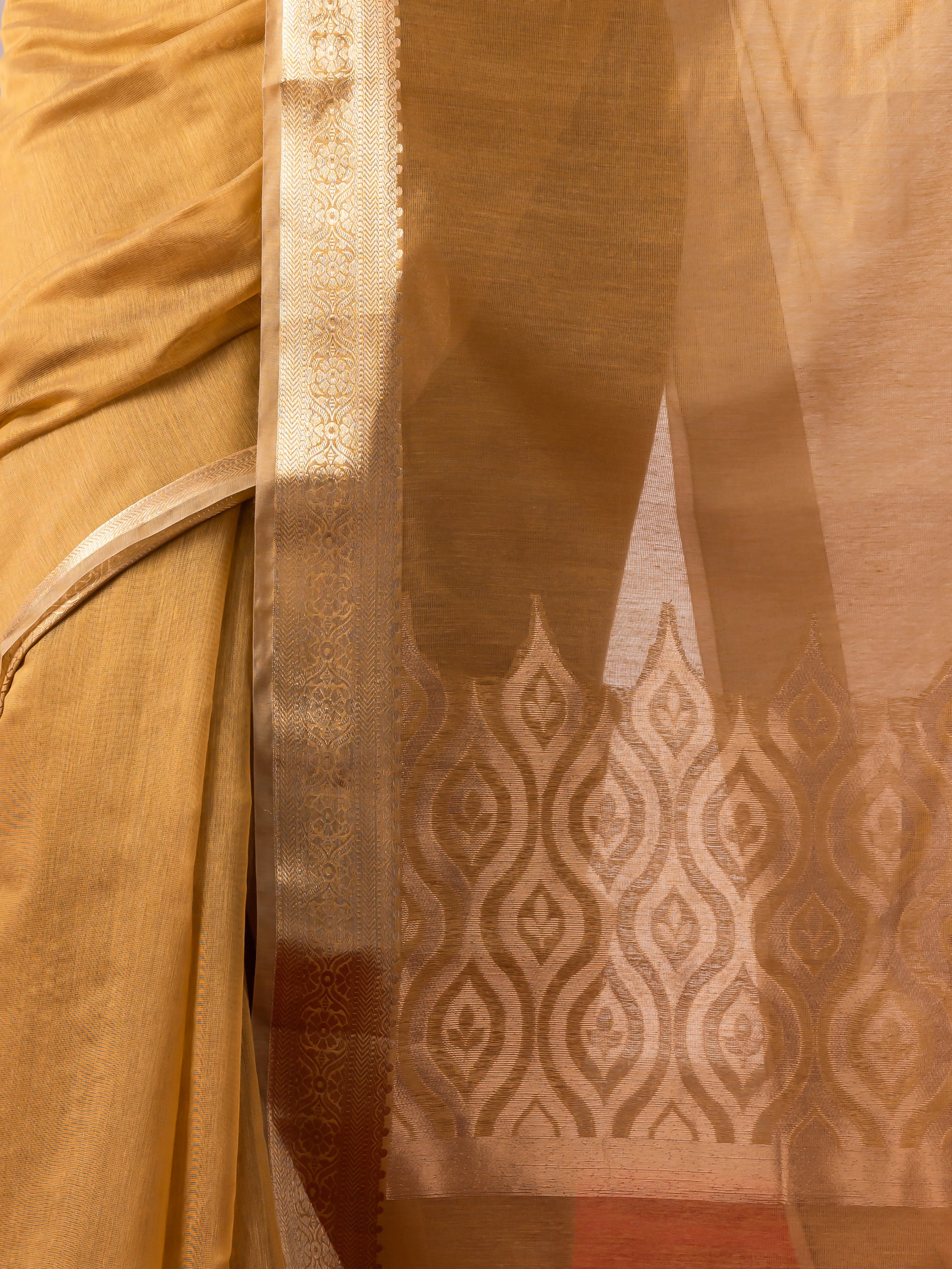 Mustard Gold Weaver Pallu Soft Saree With Blouse Fabric