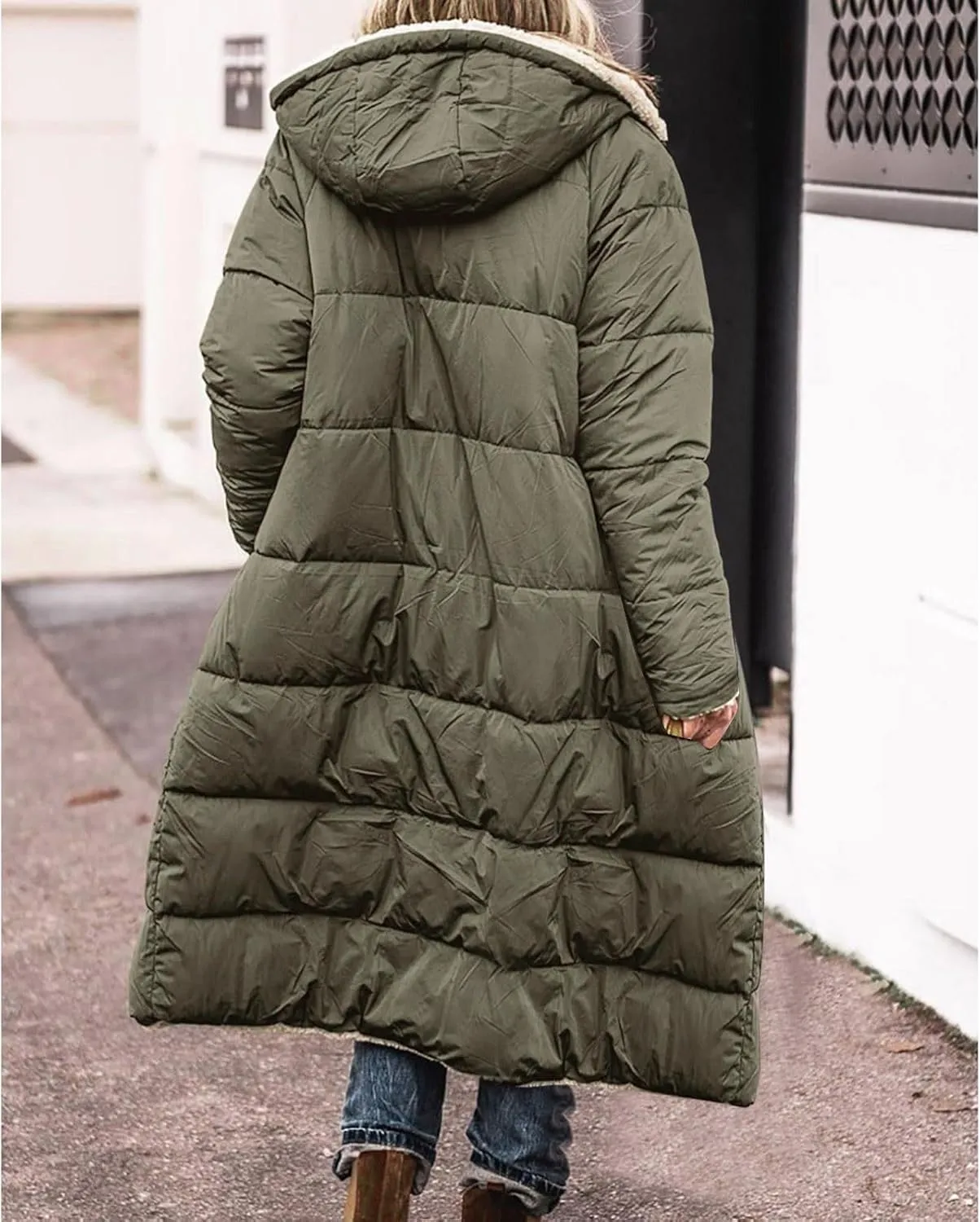 Muyise Women's Long Winter Down Coat Faux Fur Thicken Fleece Lined Parka Plus Size Warm Puffer Jacket Outerwear with Pockets