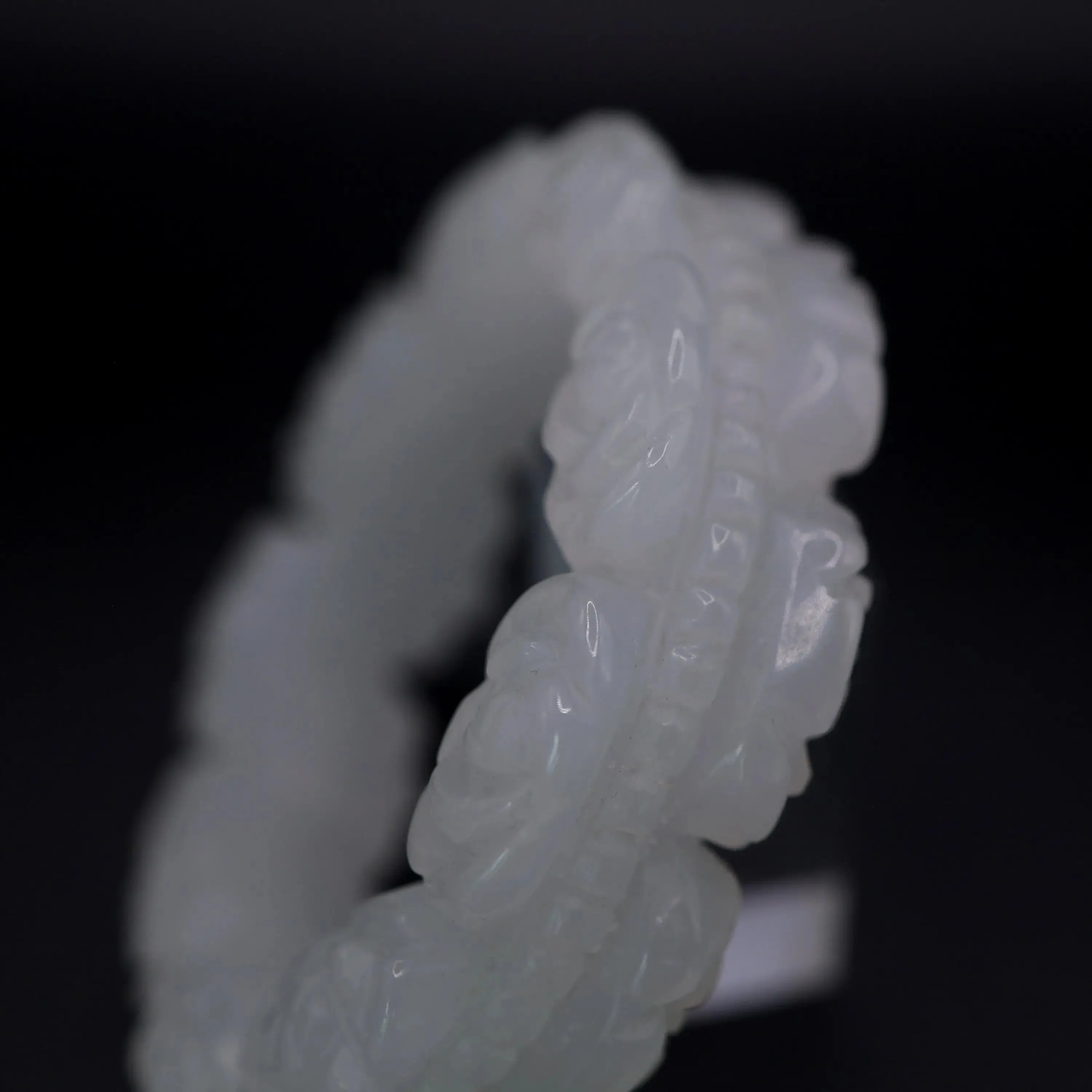 Petite Bracelet – Hand-Carved Floral Jade Bangle for Small Wrists