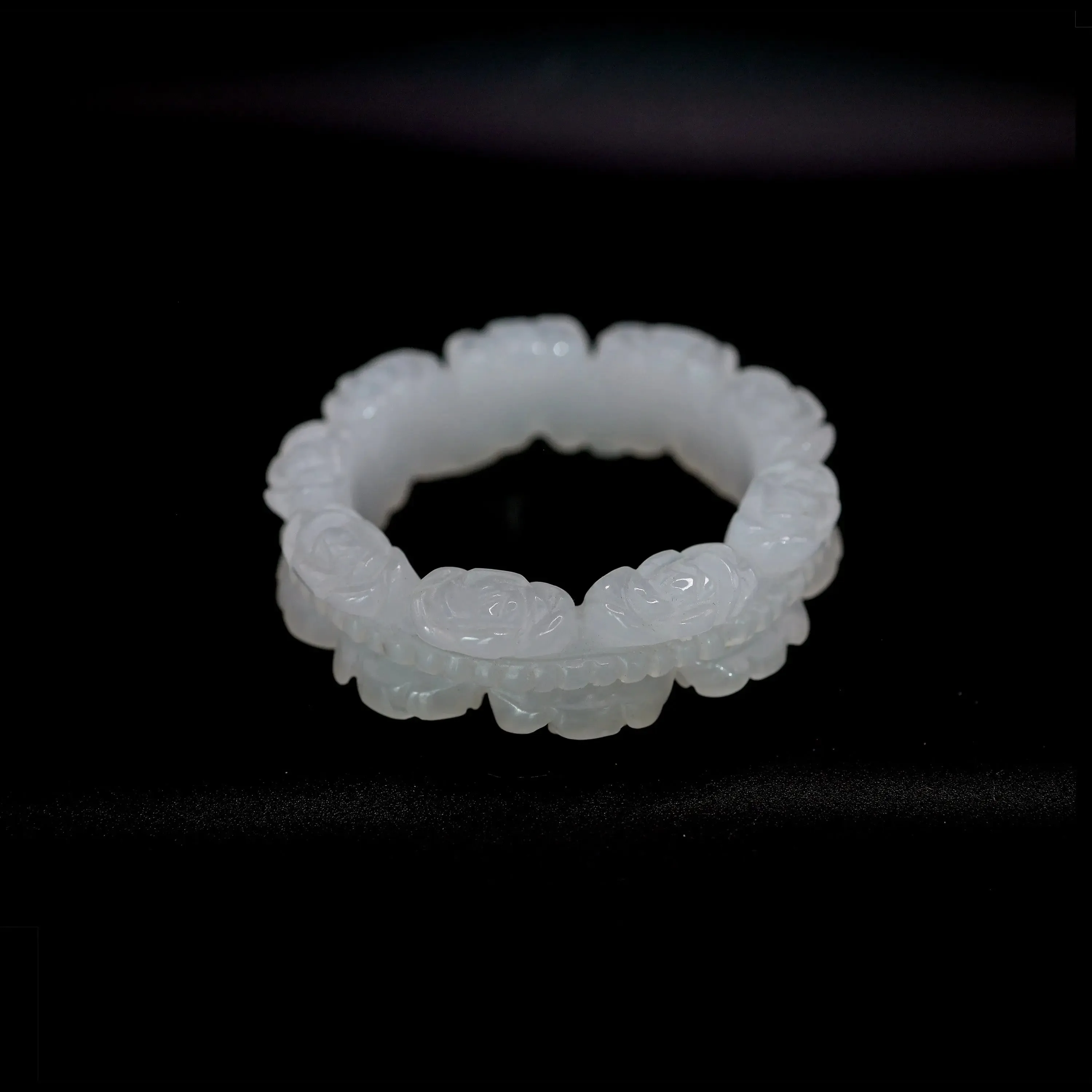 Petite Bracelet – Hand-Carved Floral Jade Bangle for Small Wrists