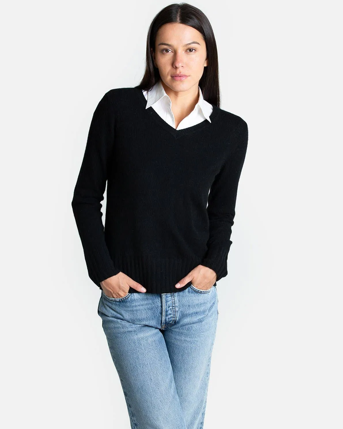 QUINN - KIM CASHMERE V NECK: S / Scarlett Red